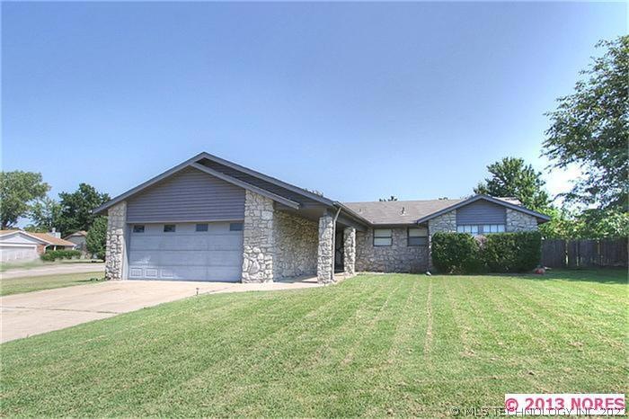 Great home in Broken Arrow