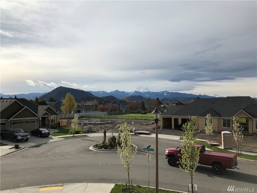 3271 Meadow Park Ave, Enumclaw, WA 98022 - photo 1