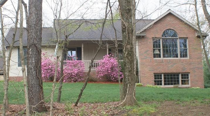 970 Kingsway Cir, Howard, OH 43028 - photo 1