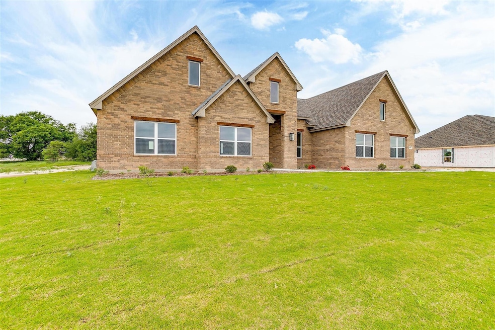 9005 Valley Oak Ct, Springtown, TX 76082 - photo 1