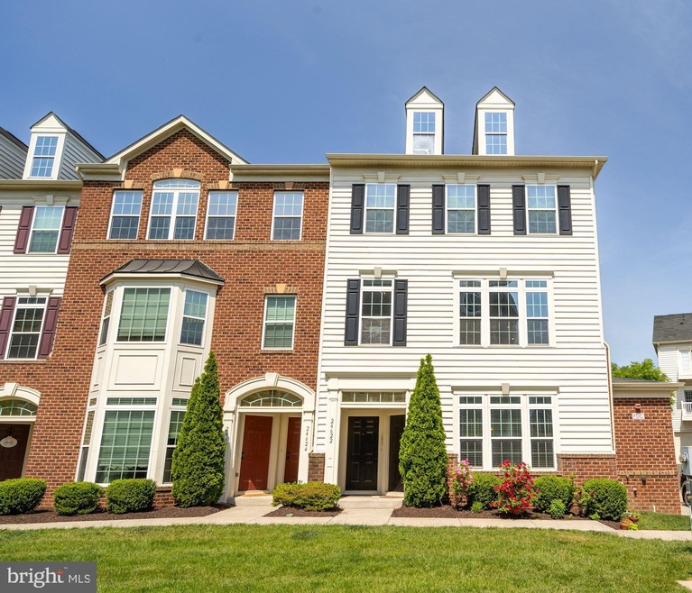 24620 Johnson Oak Terrace, Sterling, VA 20166 - photo 1