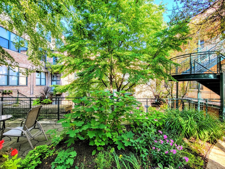 601 Linden Place unit 217, Evanston, IL 60202 - photo 1