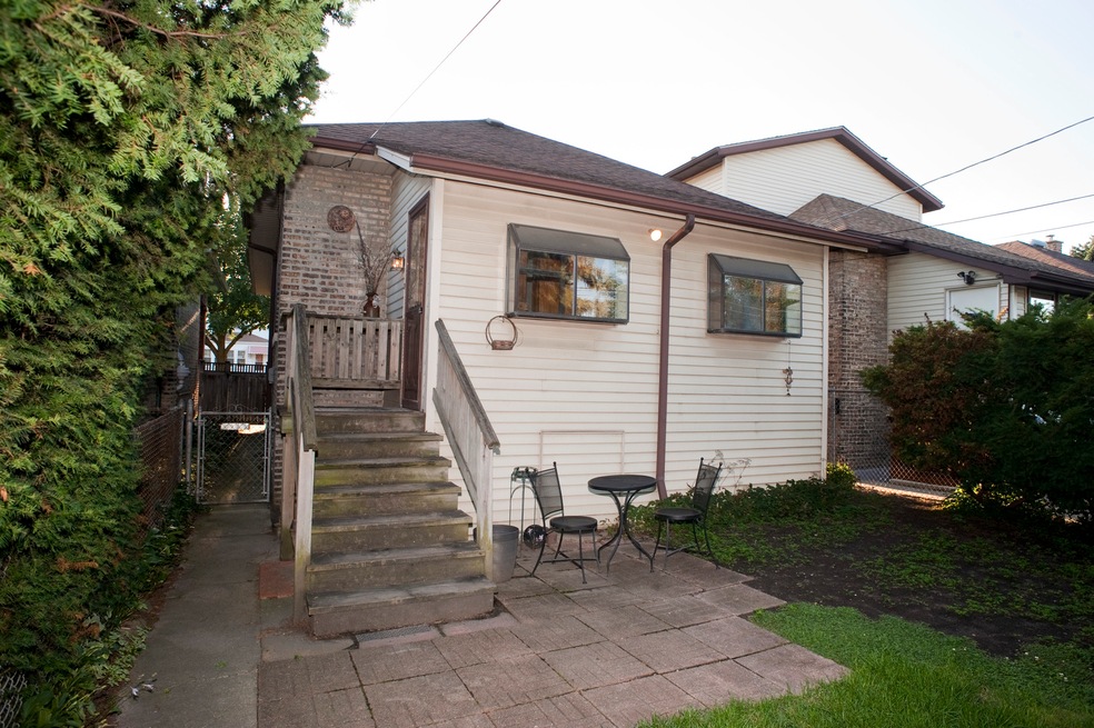 1421 East Ave, Berwyn, IL 60402 - photo 1