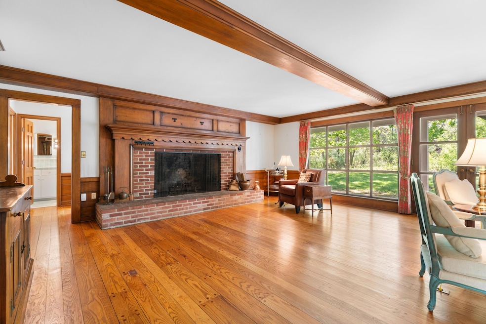 1429 20th St SW, Rochester, MN 55902 - photo 1