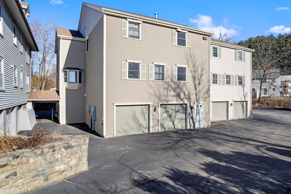 707 Central Ave unit 1, Dover, NH 03820 - photo 1