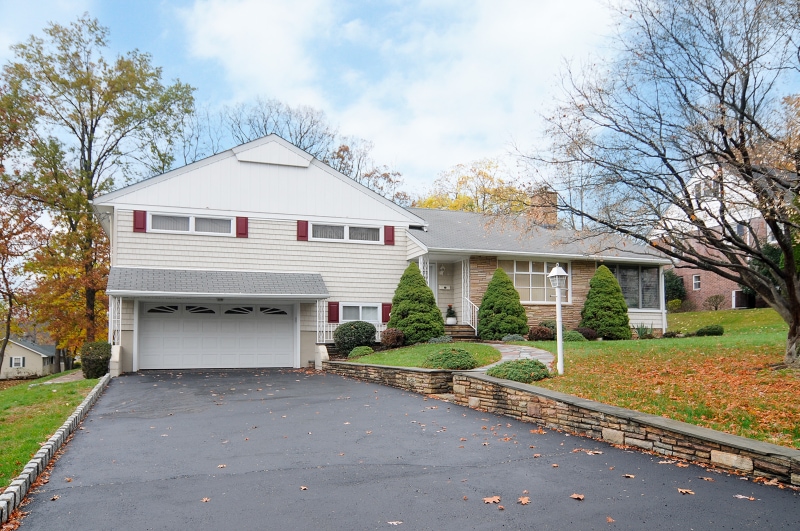 20 Notch Park Rd, Little Falls, NJ 07424 - photo 1