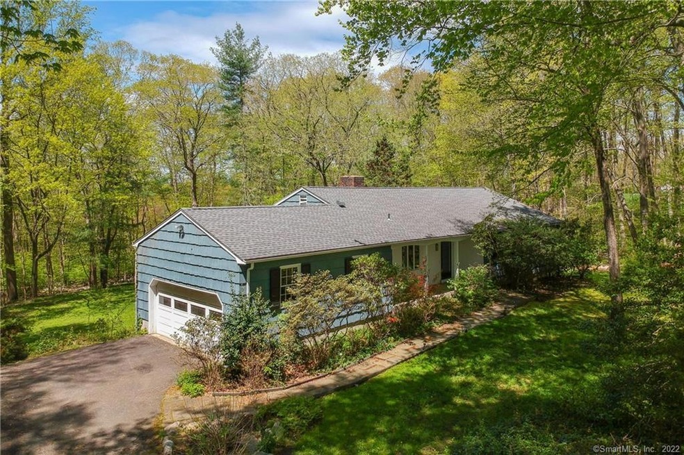 2 Charcoal Ln, Westport, CT 06880 - photo 1