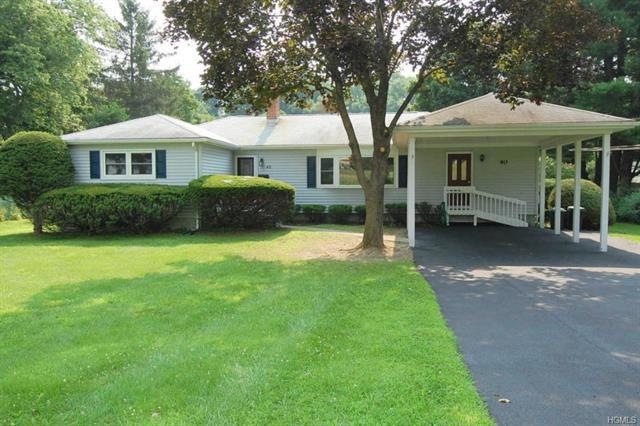 40 Shamrock Cir, Poughkeepsie, NY 12603 - photo 1