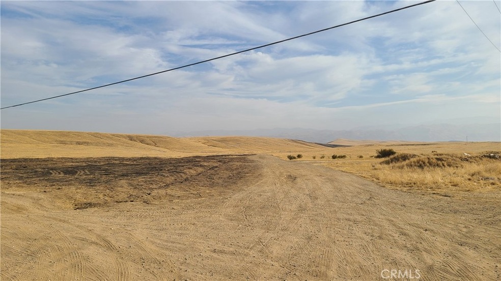 0 Apn 38604002 unit PI24236715, Bakersfield, CA 93306 - photo 1