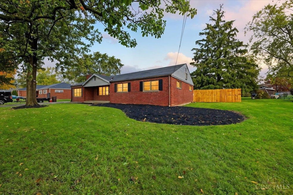 Pending $289,900 • Co-Listing Agent