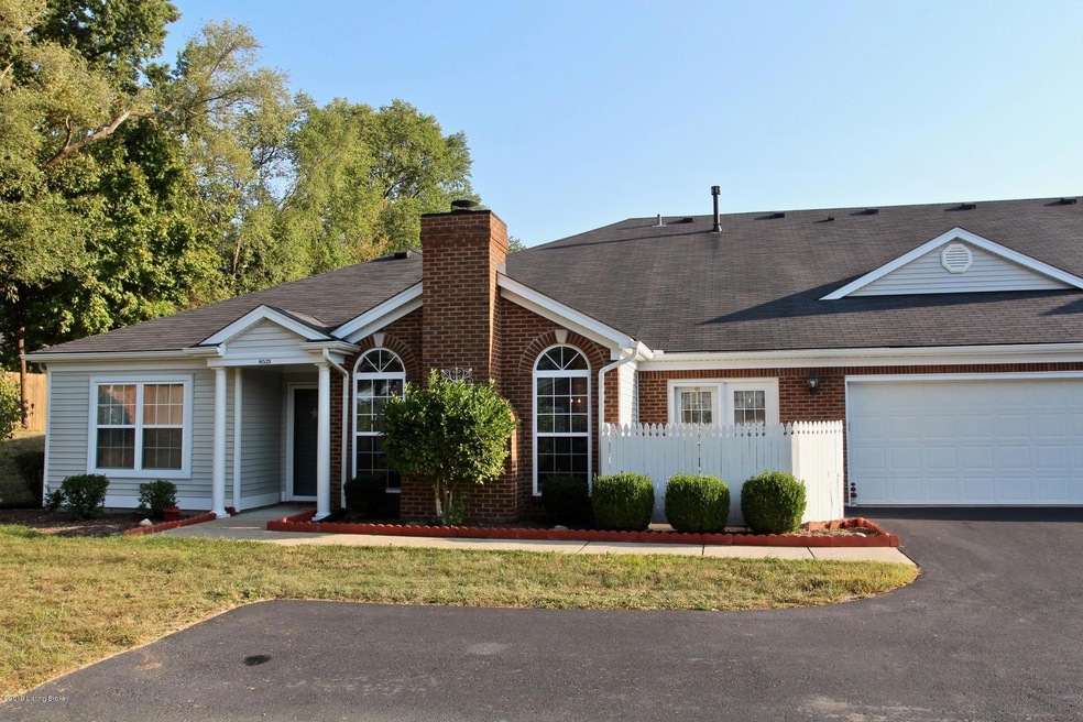 8521 River Terrace Dr - River Forest