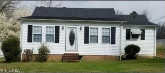 1102 Chapel Gate Ln, Asheboro, NC 27205 - photo 1