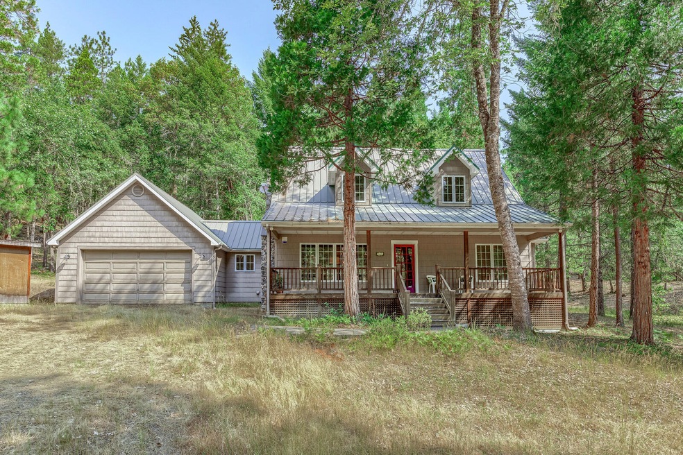 5042 Pleasant Creek Rd, Rogue River, OR 97537 - photo 1