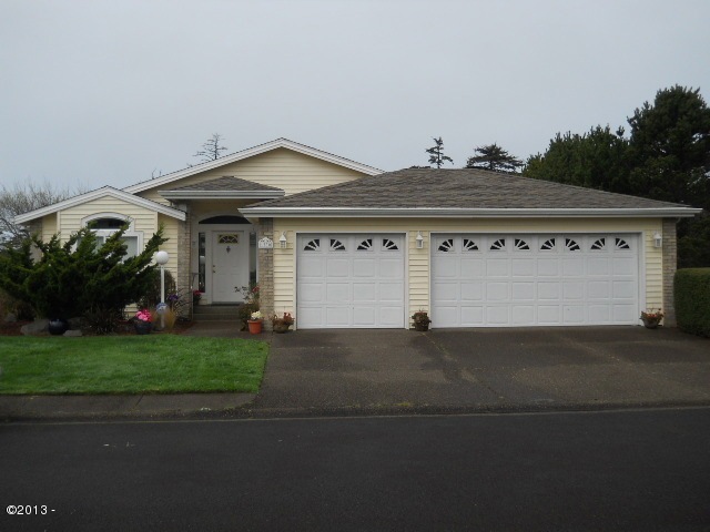 Well maintained mfg home