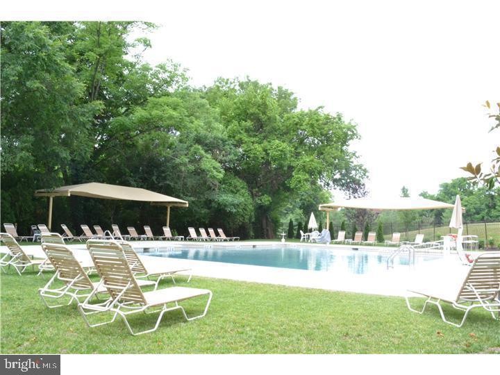 Radnor House unit 114, Bryn Mawr, PA 19010 - photo 1