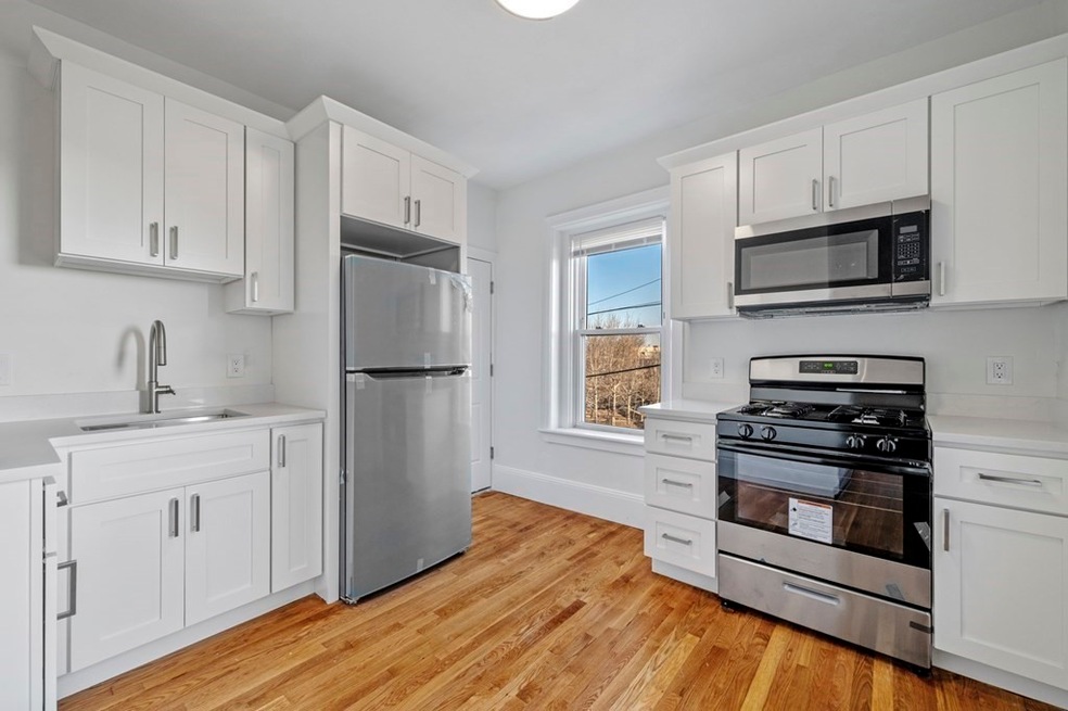 305 Medford St unit 1, Somerville, MA 02143 - photo 1