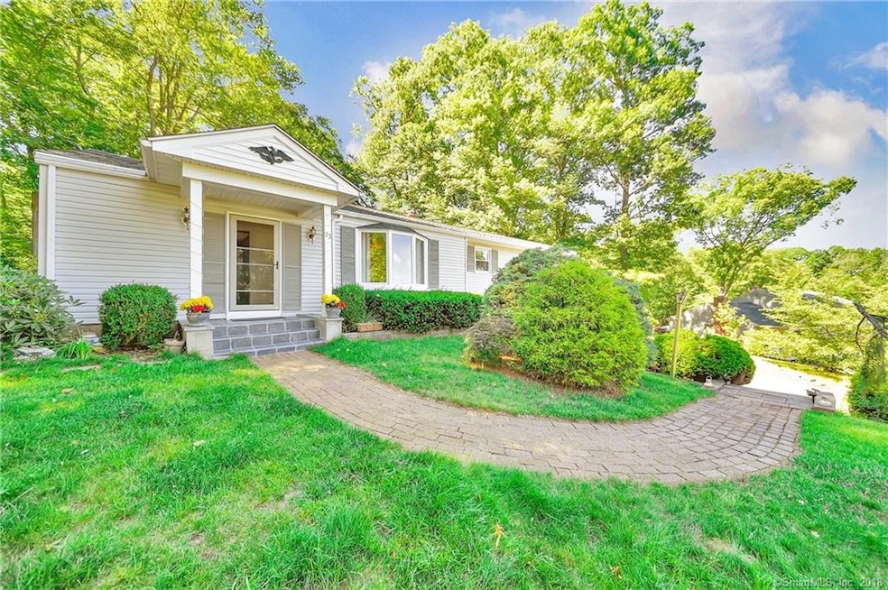 23 Ahern Dr, South Windsor, CT 06074 - photo 1