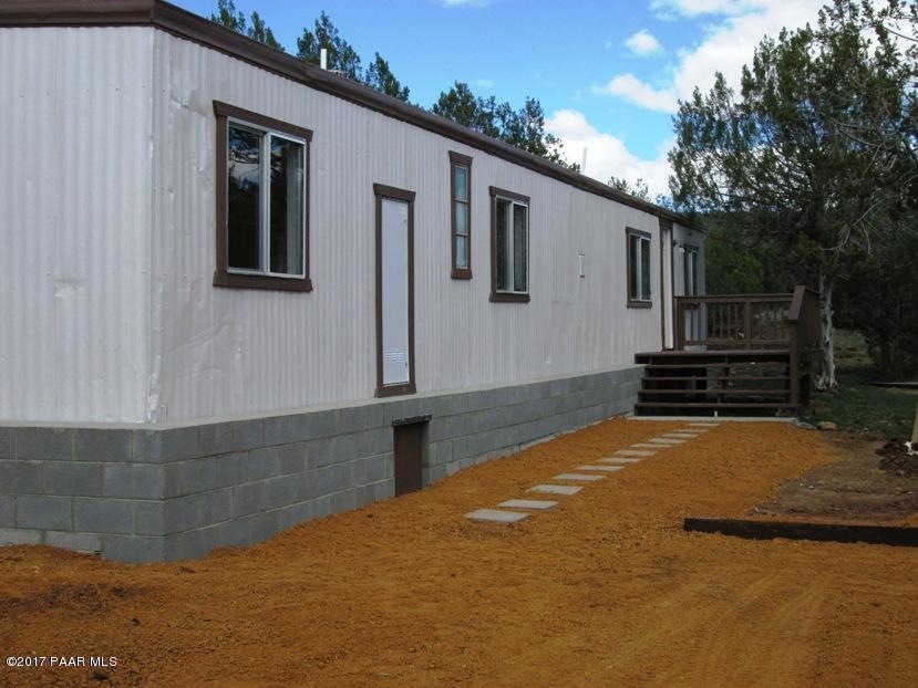 3308 N Joyce Dr, Ash Fork, AZ 86320 - photo 1