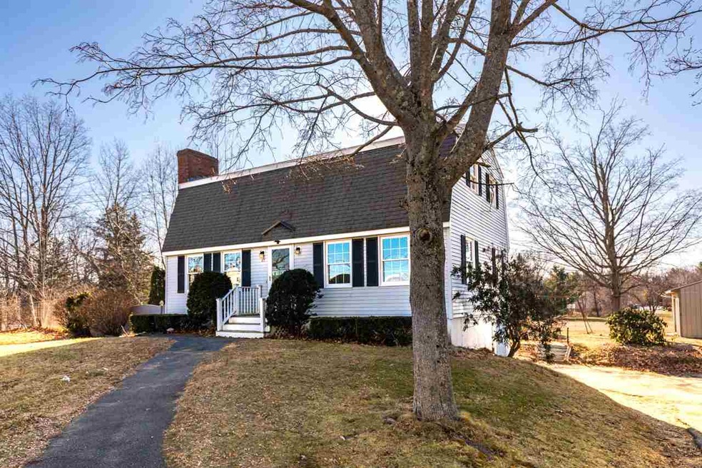 65 Ocean Rd, Portsmouth, NH 03801 - photo 1