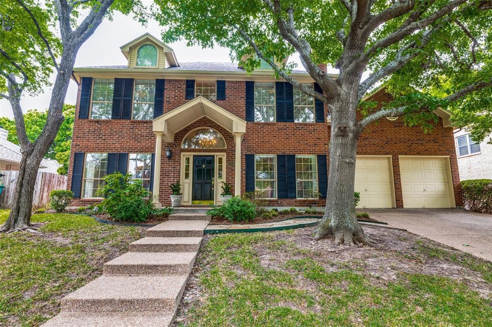 Gorgeous Colonial Style Home is beautifully appoin