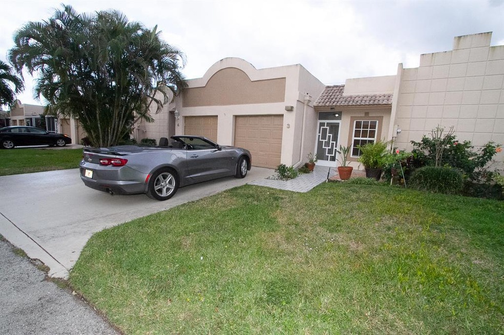 9110 Fairbanks Ln unit 3, Boca Raton, FL 33496 - photo 1
