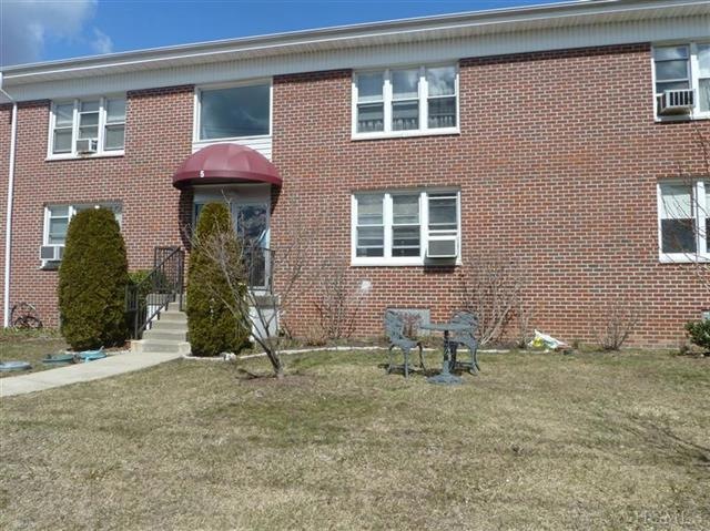 5 Arlington St unit 1B, Yonkers, NY 10710 - photo 1