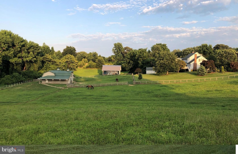 348 S River Clubhouse Rd, Harwood, MD 20776 - photo 1