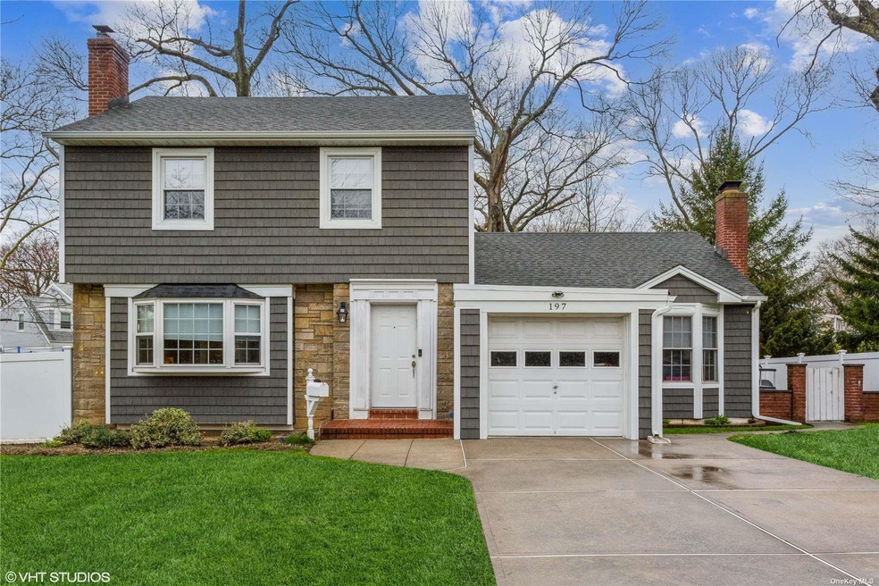 197 Taylor Rd, West Hempstead, NY 11552 - photo 1