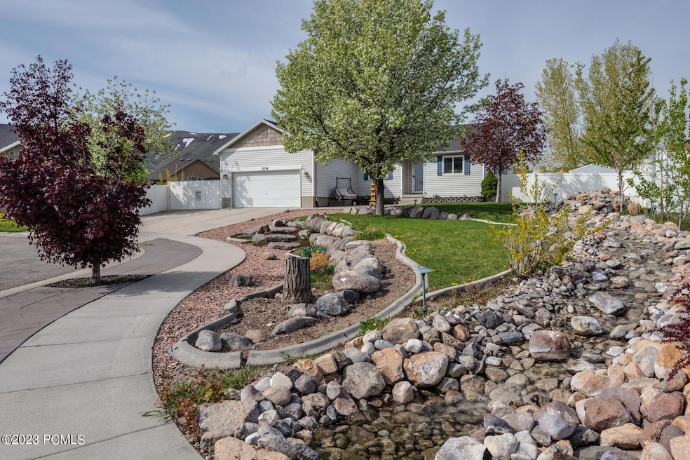 13774 S Pascall Bay