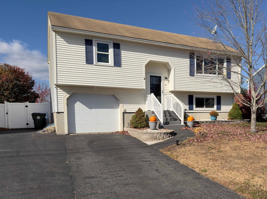 Under Contract $459,900