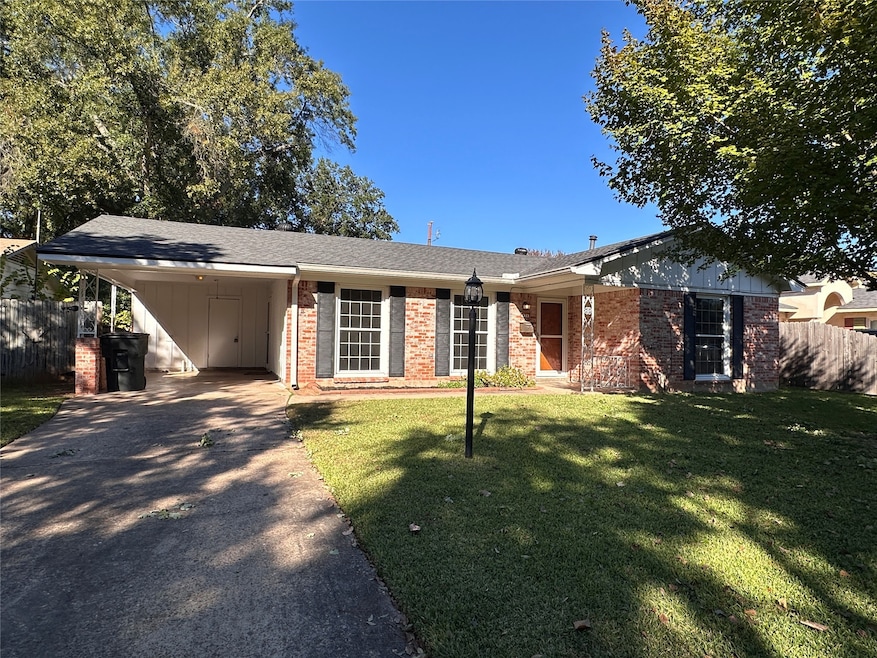 Under Contract $183,500 • Co-Listing Agent