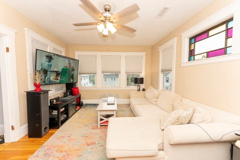 28 Waite St unit 28, Malden, MA 02148 - photo 1