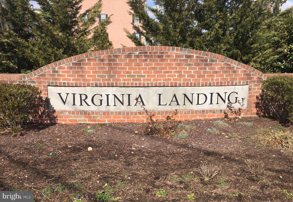 5648 Virginia Ln unit 43, Oxon Hill, MD 20745 - photo 1