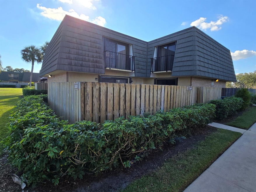 3811 38th Way, West Palm Beach, FL 33407 - photo 1