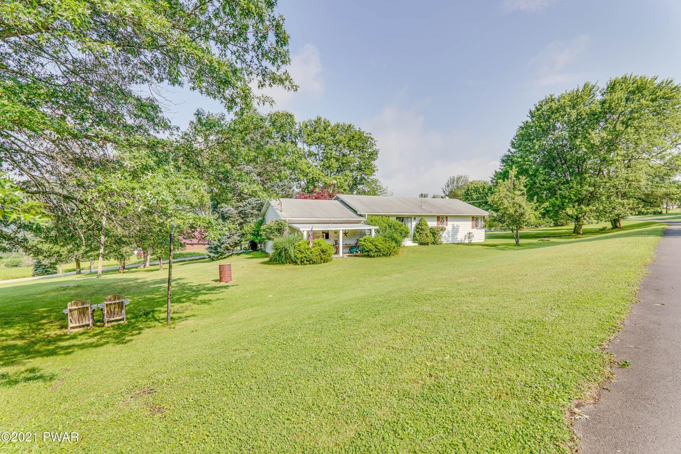 498 Ridge Ave, Hawley, PA 18428 - photo 1