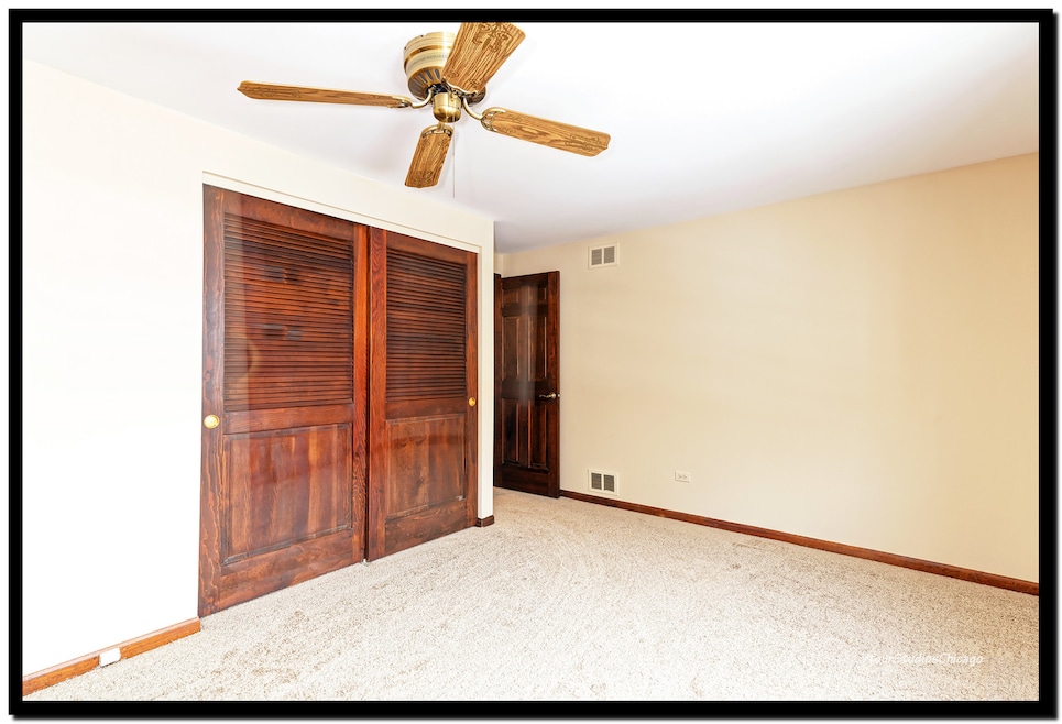 1500 Apache Dr, Naperville, IL 60563 - photo 1