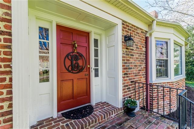 8653 Riverwood Dr, Henrico, VA 23229 - photo 1