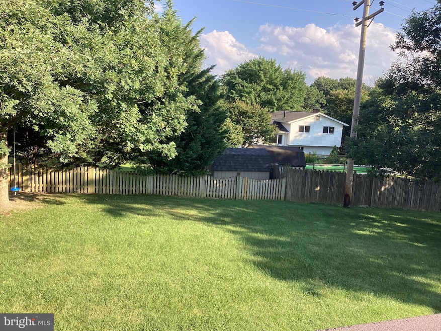 6905 Niles Dr, Laurel, MD 20707 - photo 1