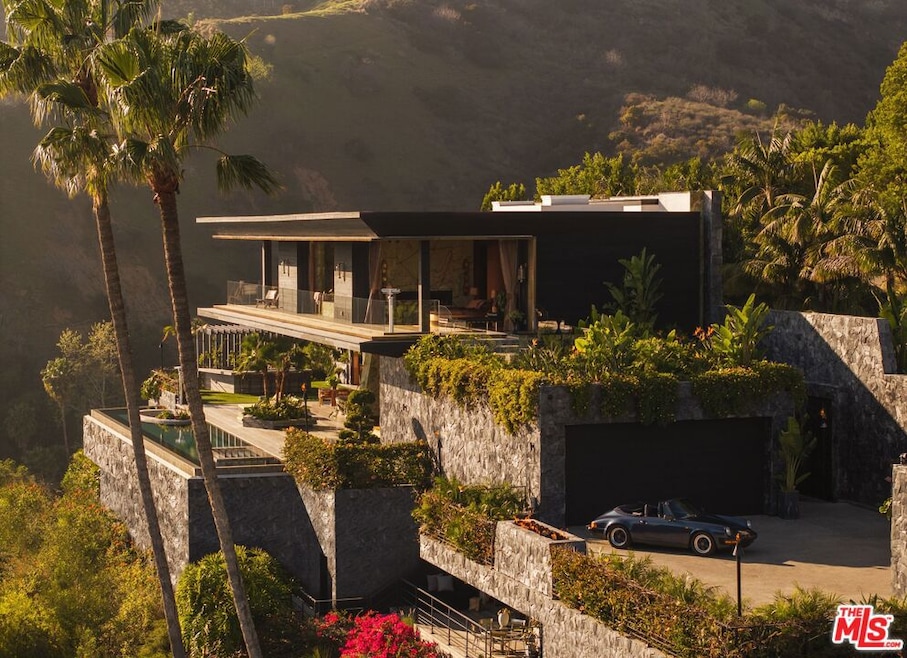 1851 N Stanley Ave, Los Angeles, CA 90046 - photo 1