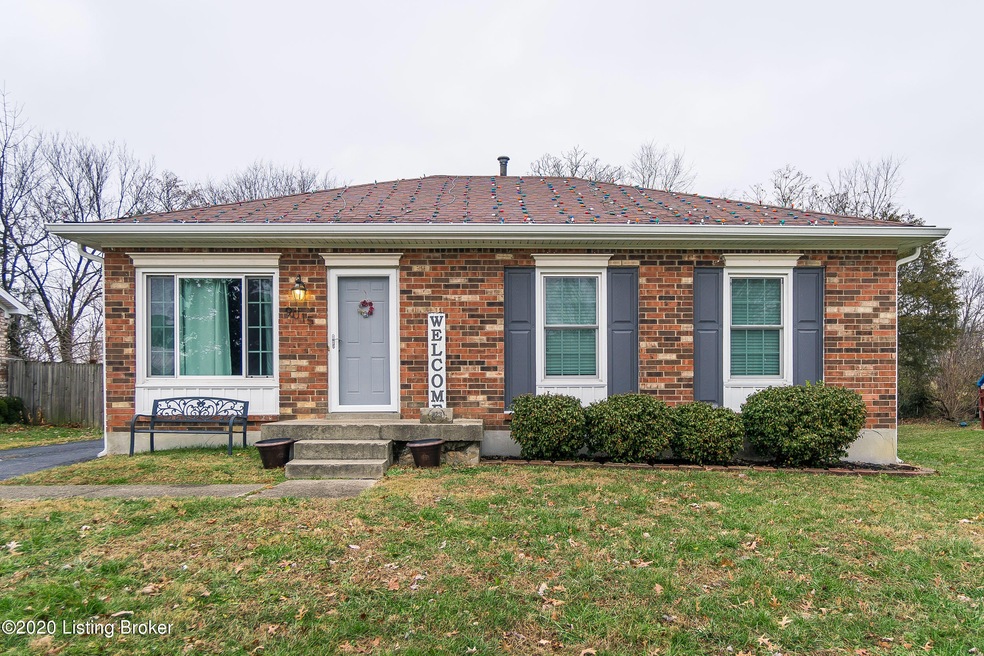 9015 Brandywyne Dr, Louisville, KY 40291 - photo 1