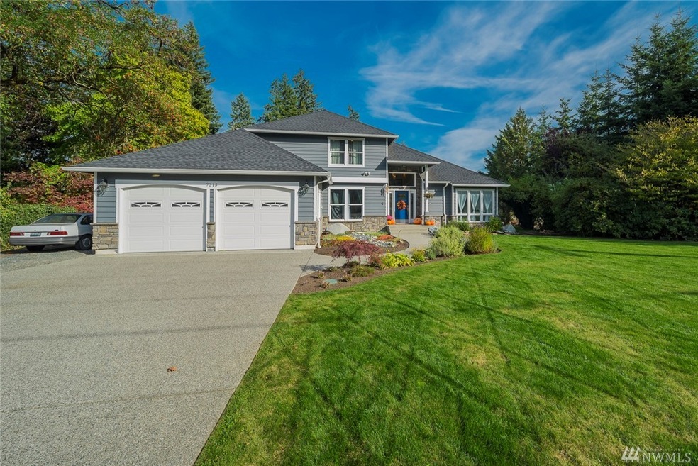 7215 Lower Ridge Rd, Everett, WA 98203 - photo 1