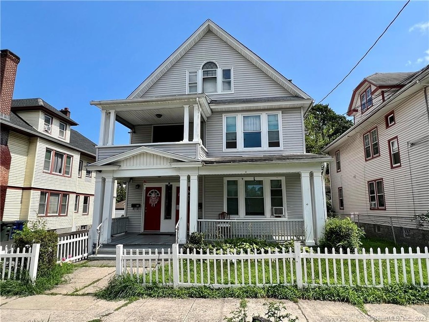 143 Herkimer St unit 2, Bridgeport, CT 06604 - photo 1