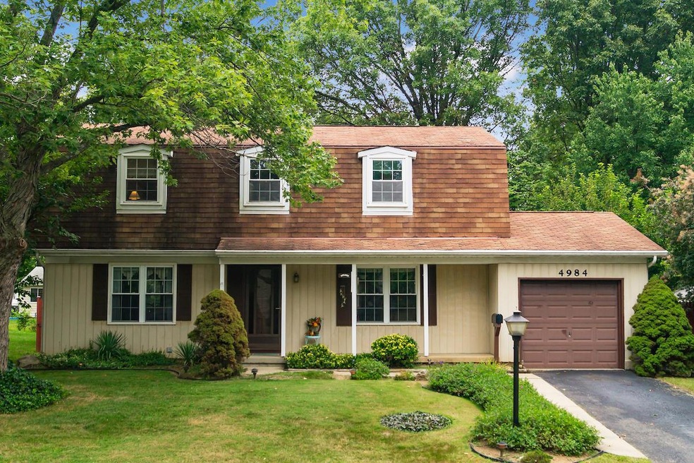 4984 Brewster Dr, Columbus, OH 43232 - photo 1