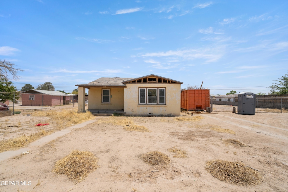 304 Yale Ave, El Paso, TX 79907 - photo 1