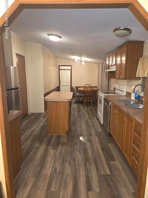 551 Birchwood Cir, Shelbyville, KY 40065 - photo 1