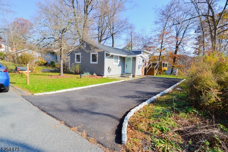 22 Hallvard Terrace, Rockaway, NJ 07866 - photo 1