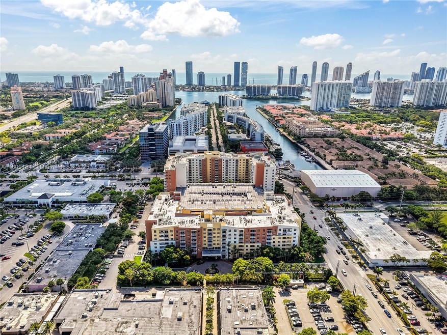 East view w/ Intracoastal & Beach Views