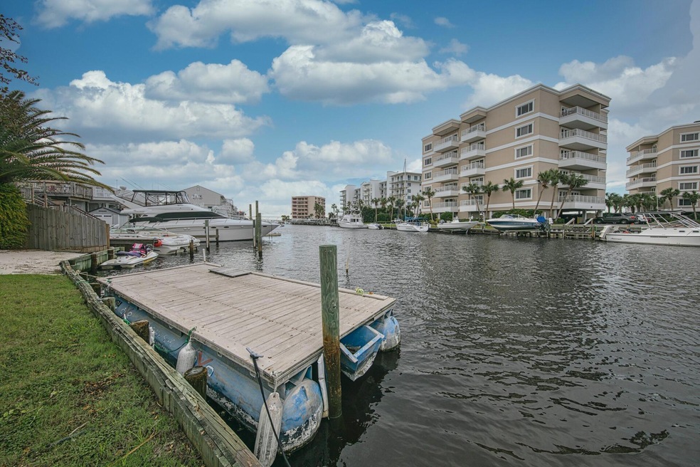 Community Dock
