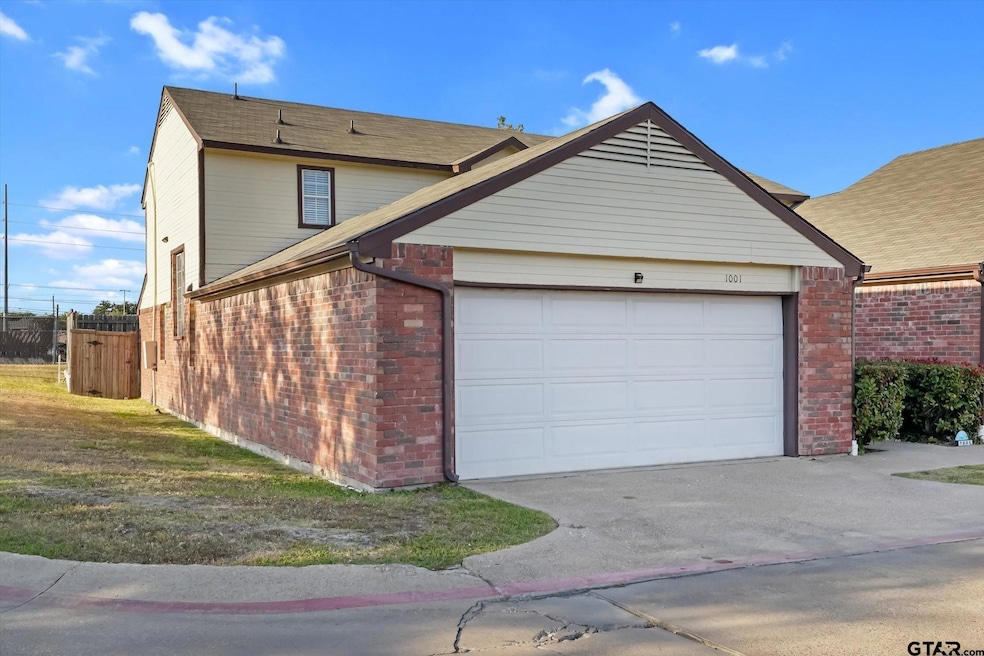 1001 Weston Dr, Garland, TX 75043 - photo 1