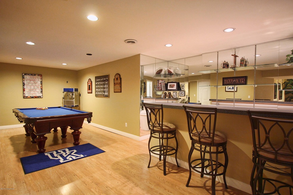 7409 Duchess Dr, Louisville, KY 40228 - photo 1